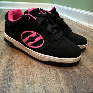 Heelys Black and Pink Kids Shoes